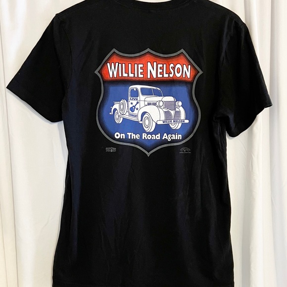 Willie Nelson An American Icon On The Road Again T Shirt Printed in Austin Texas - Picture 2 of 4